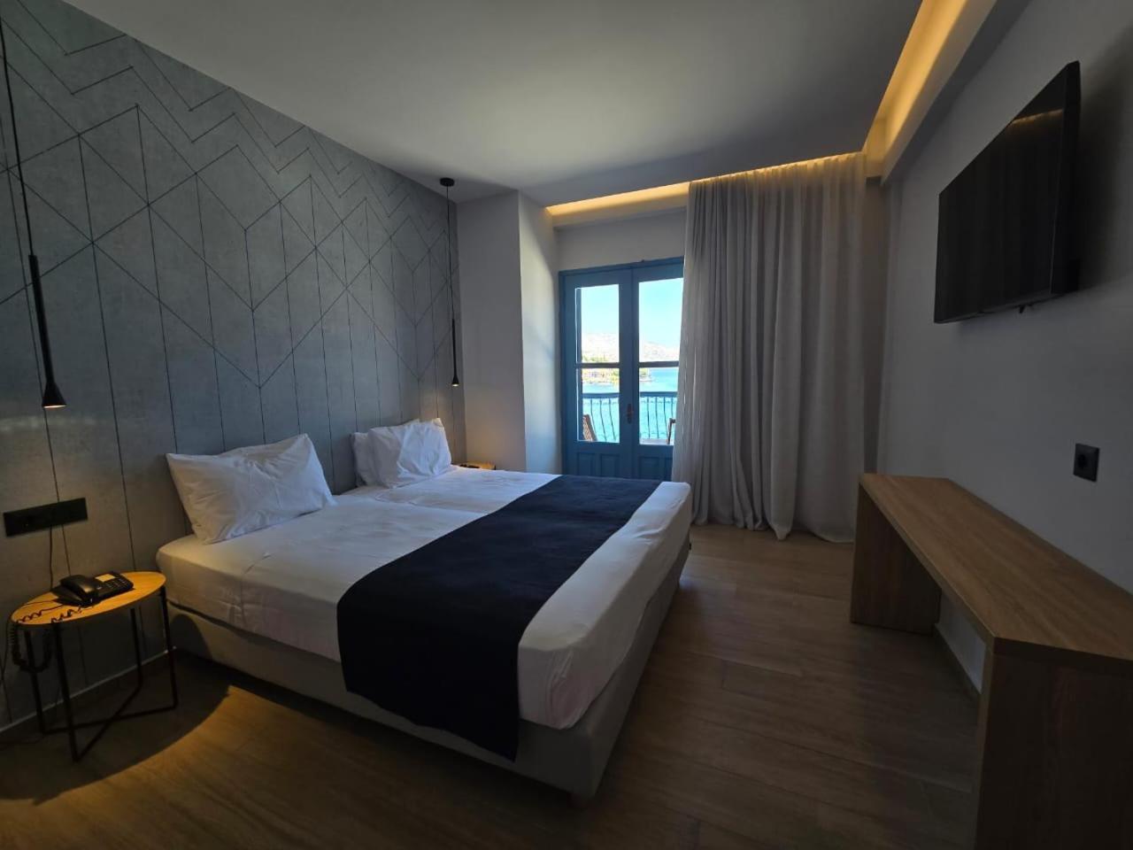 Nireus Hotel 시미 외부 사진