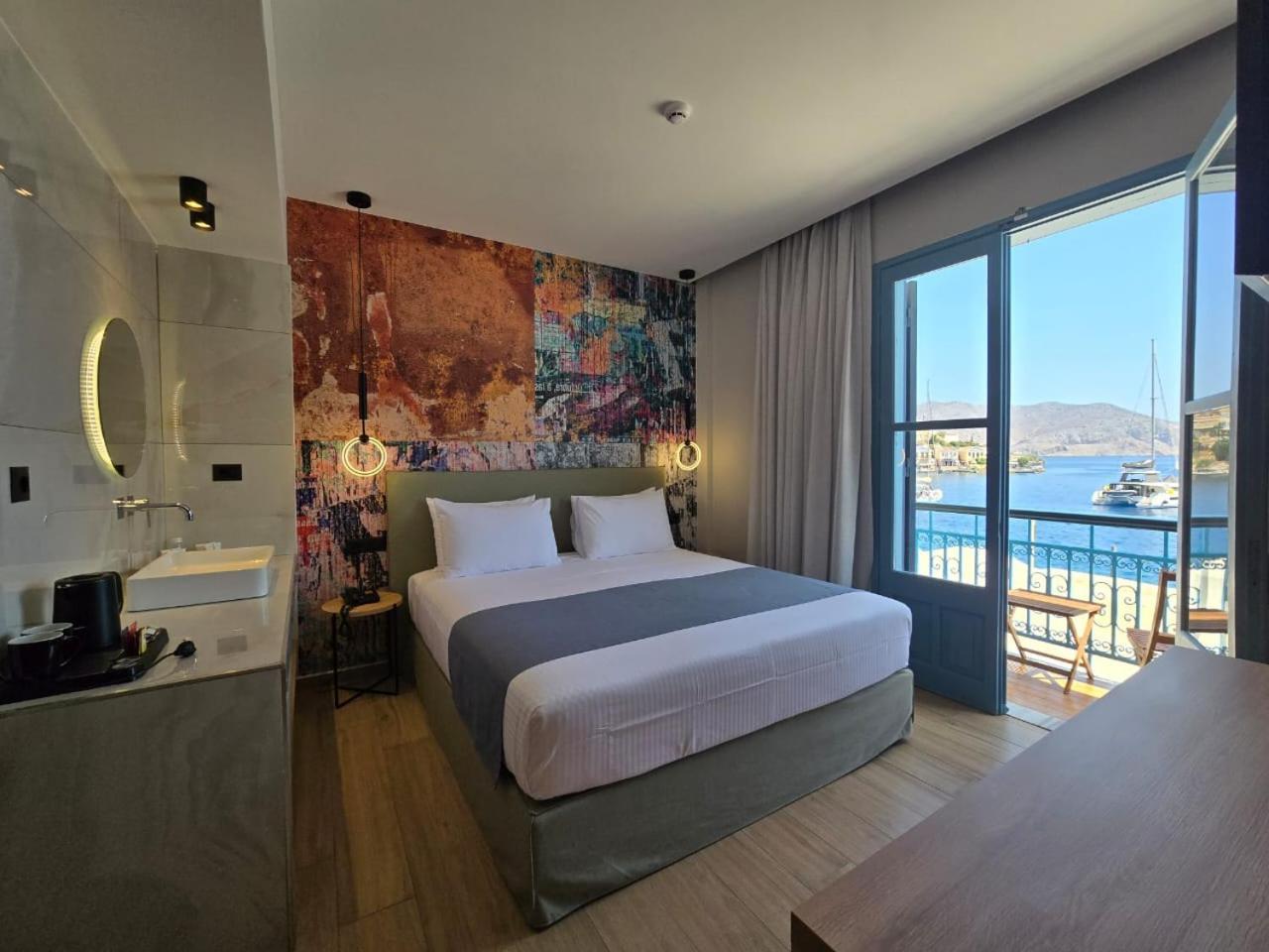 Nireus Hotel 시미 외부 사진