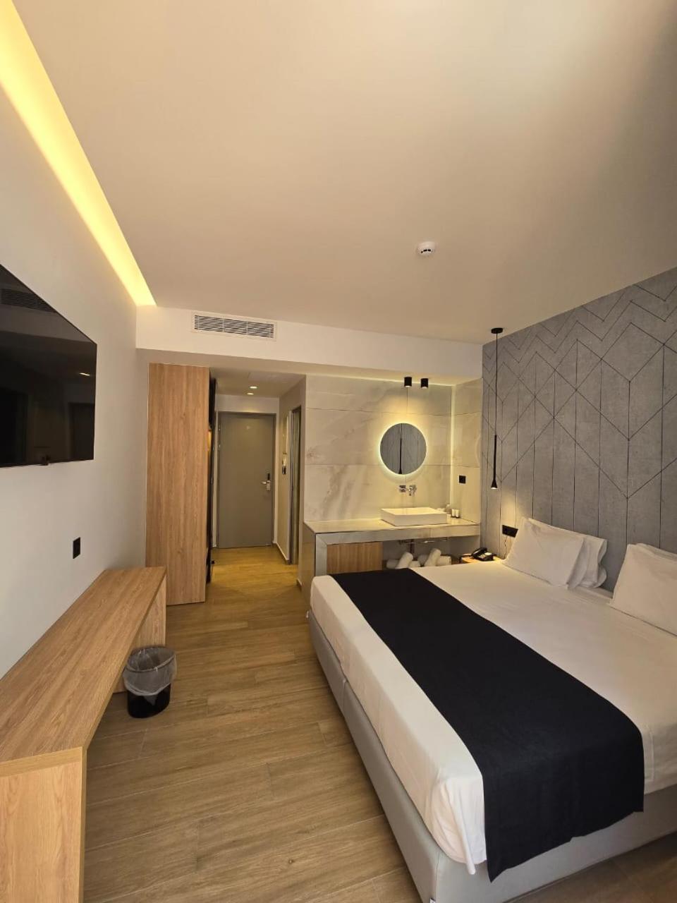 Nireus Hotel 시미 외부 사진